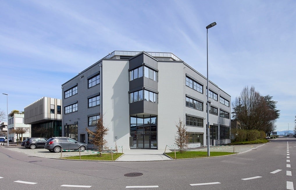 368m² office
