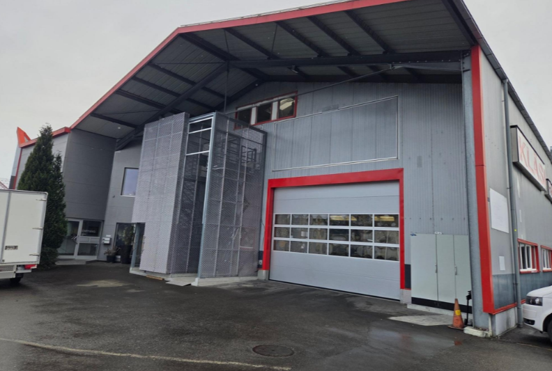 540m² industrial object