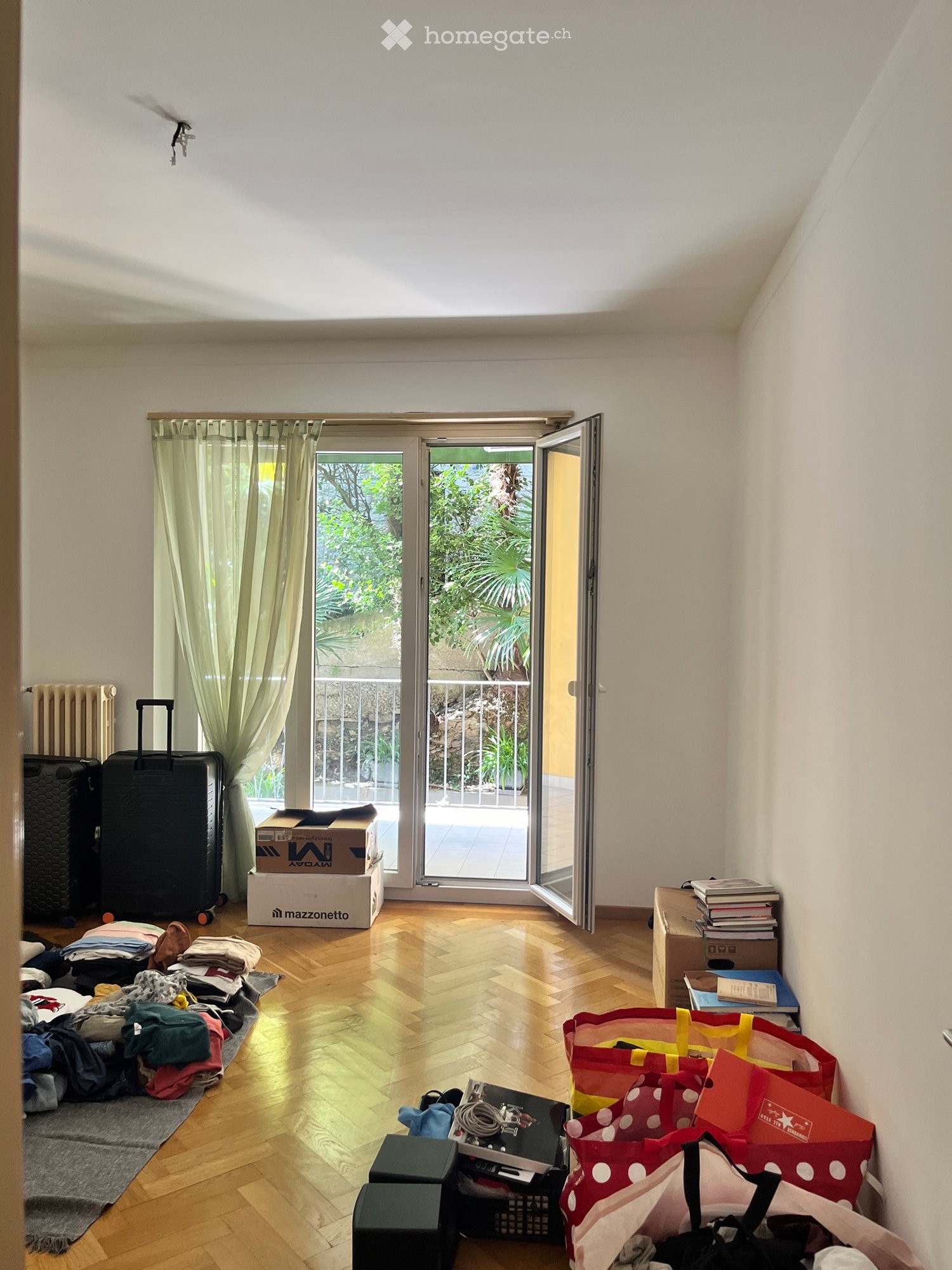 1 room single room