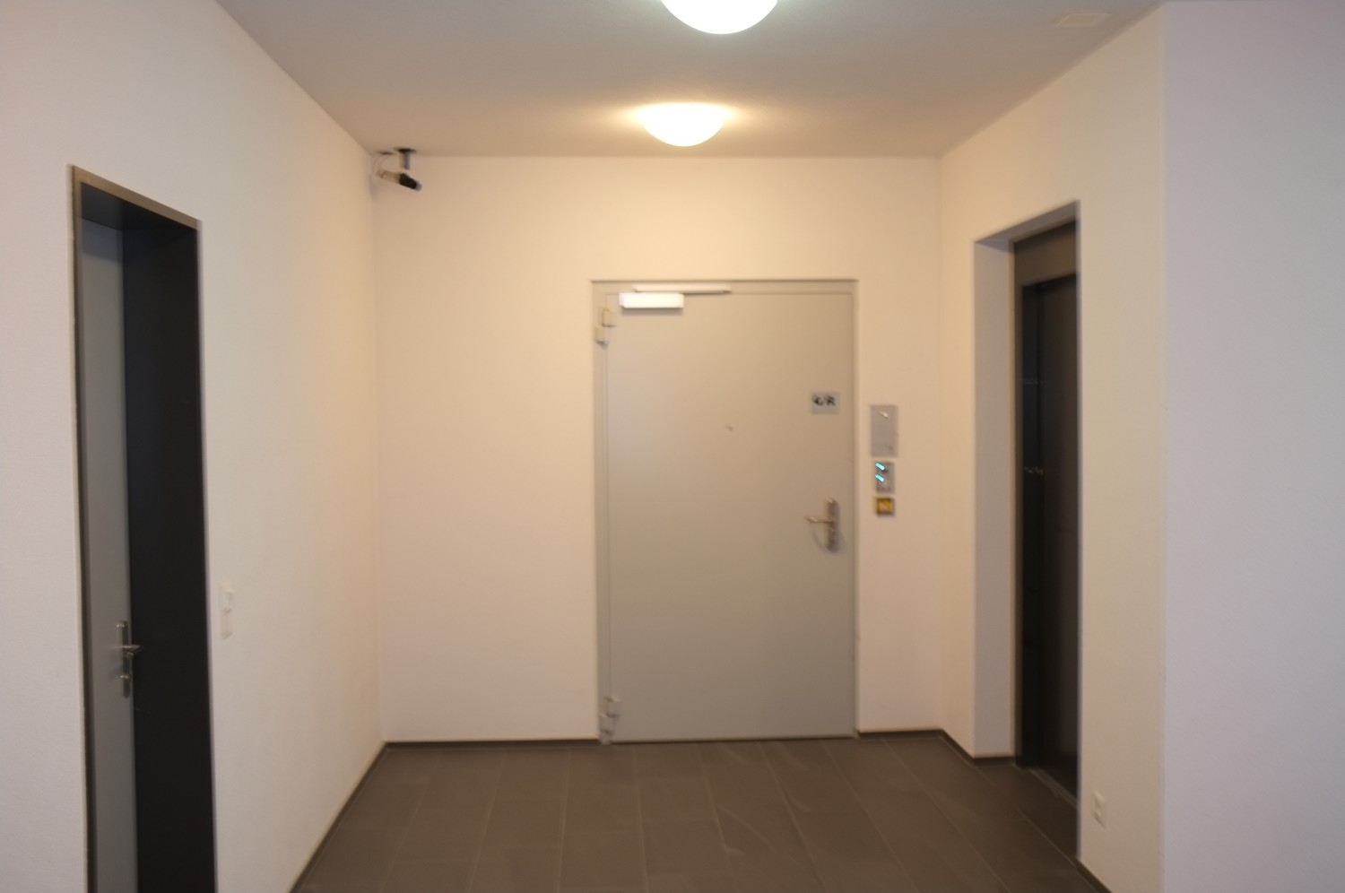 200-500m² commercial