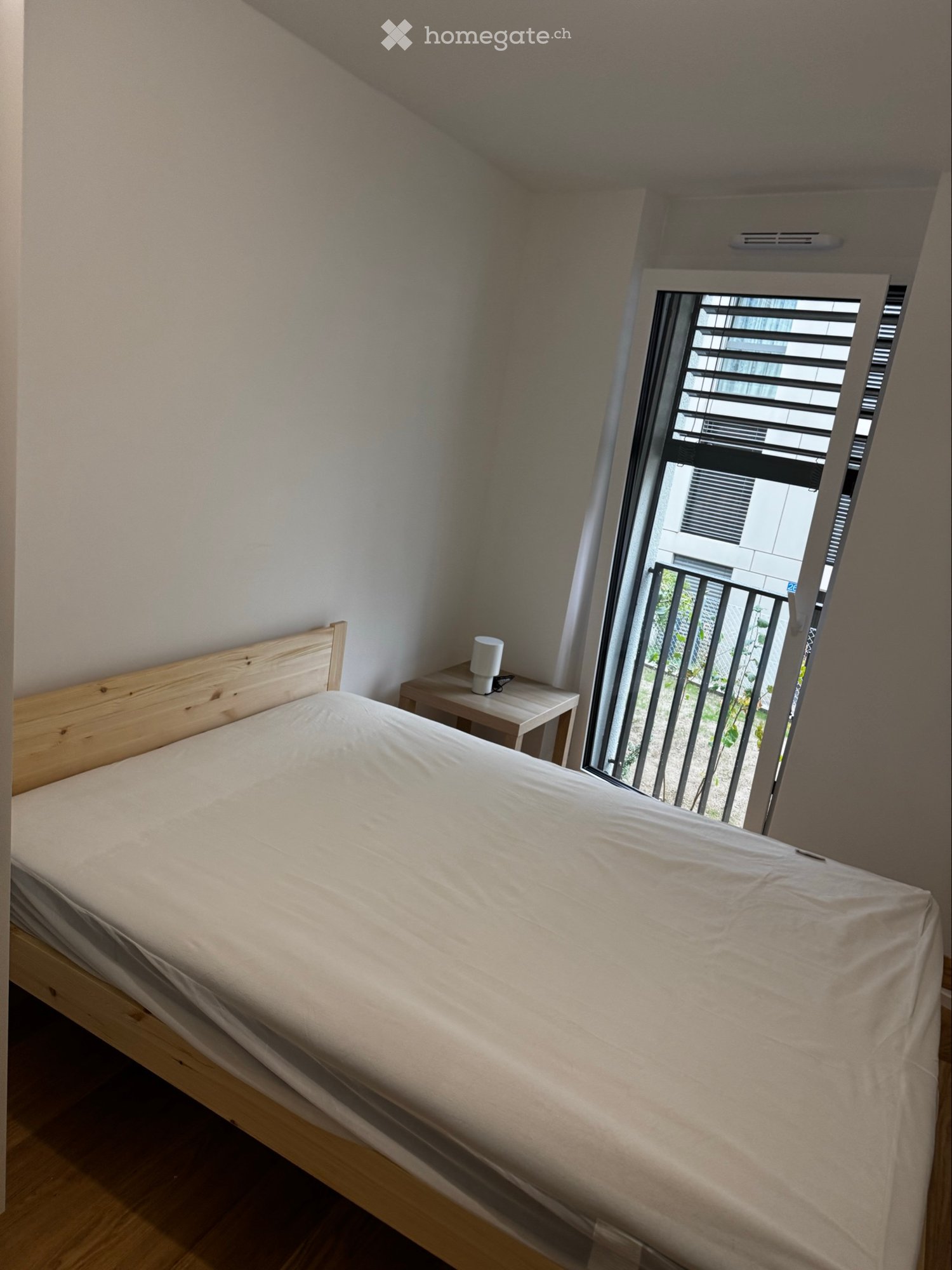 1 room single room