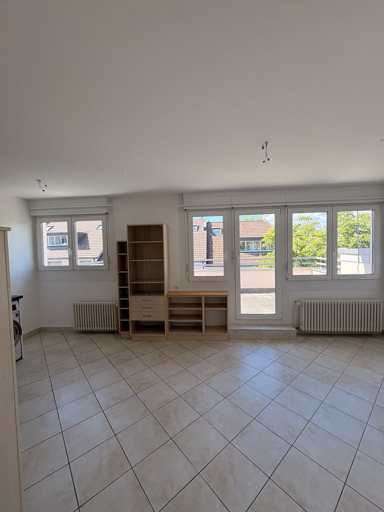 3 rooms apartment (3)