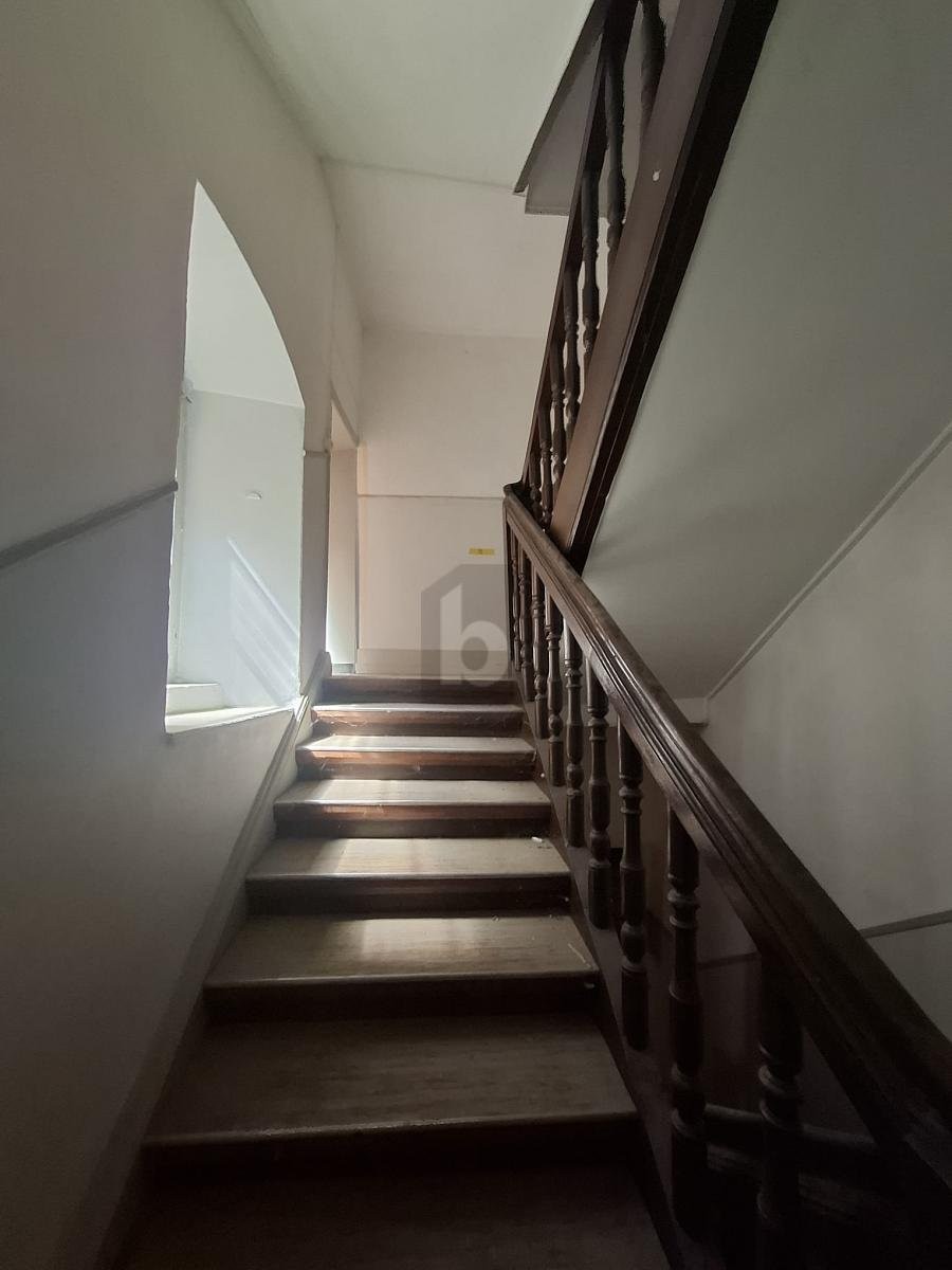 20 rooms multi family house, photo 4 of 4
