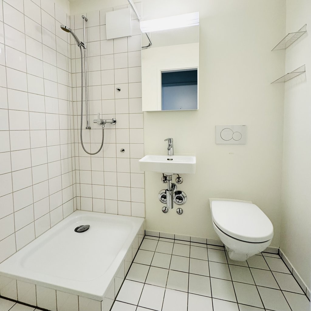1 room apartment, photo 6 of 6