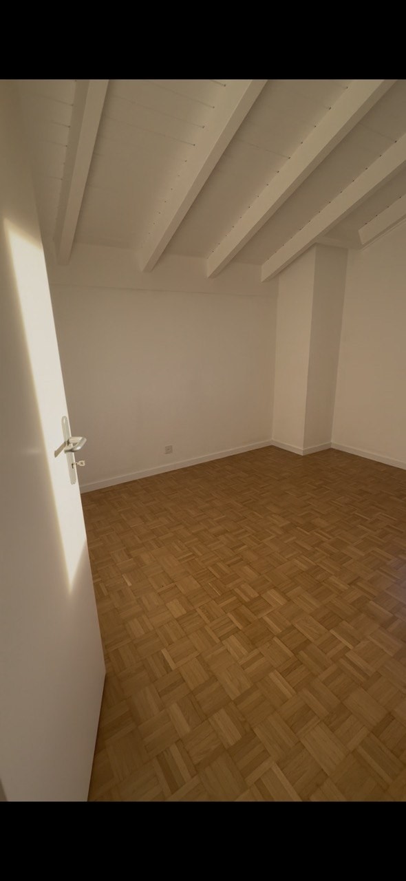6 rooms single house, photo 1 of 10