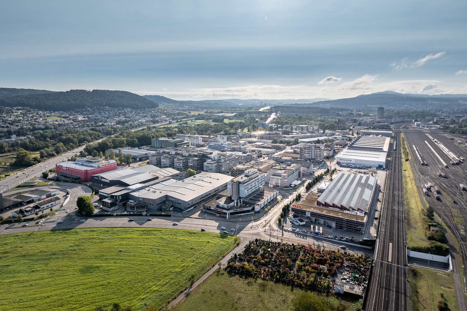 364m² commercial, photo 1 of 10