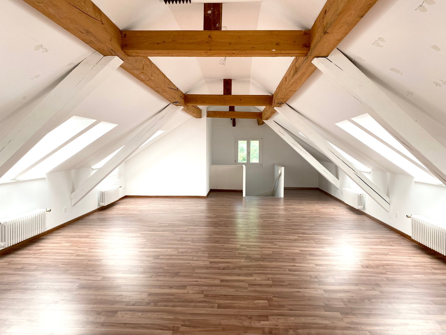 128m² office, photo 1 of 3