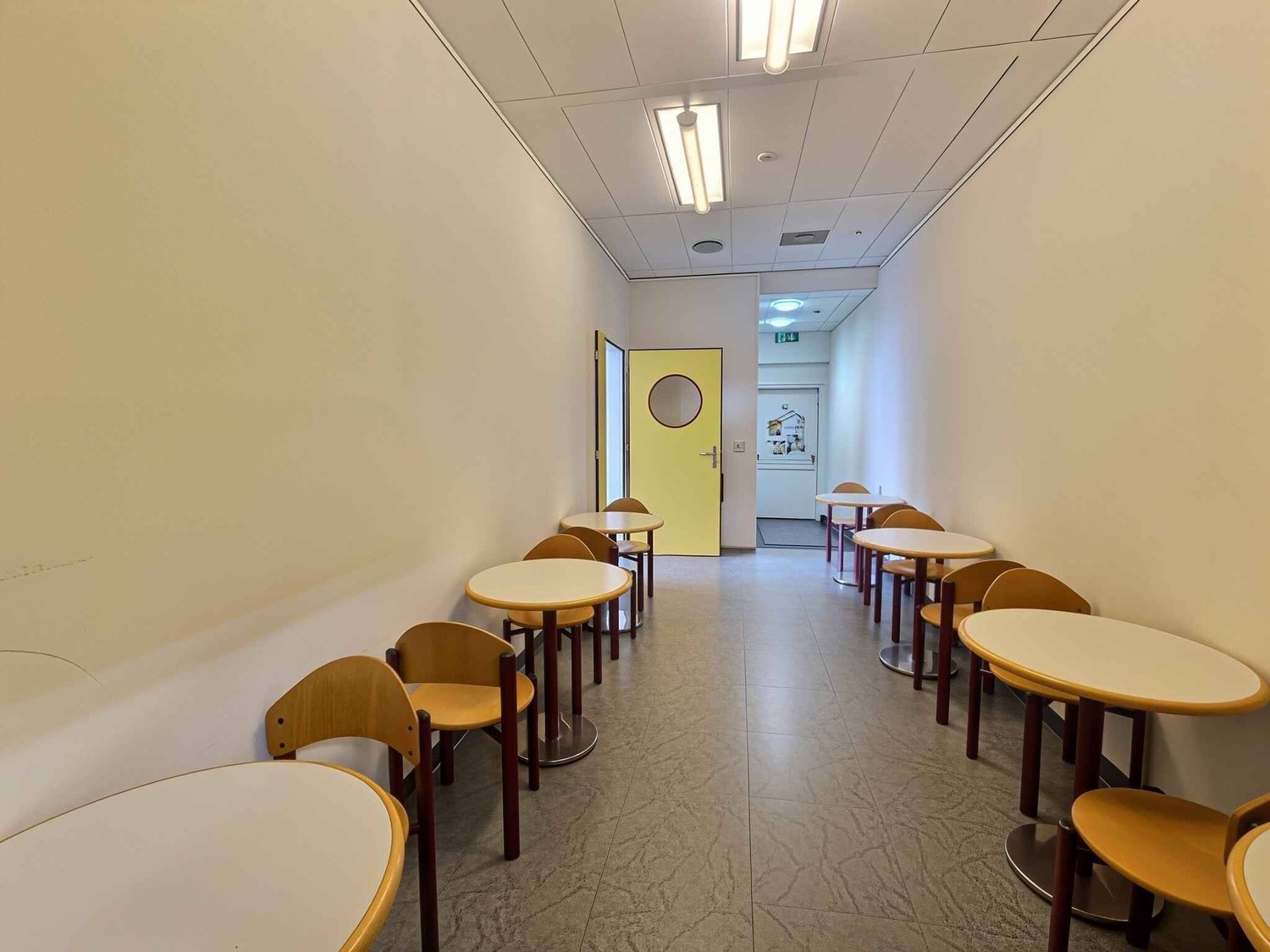 115m² office