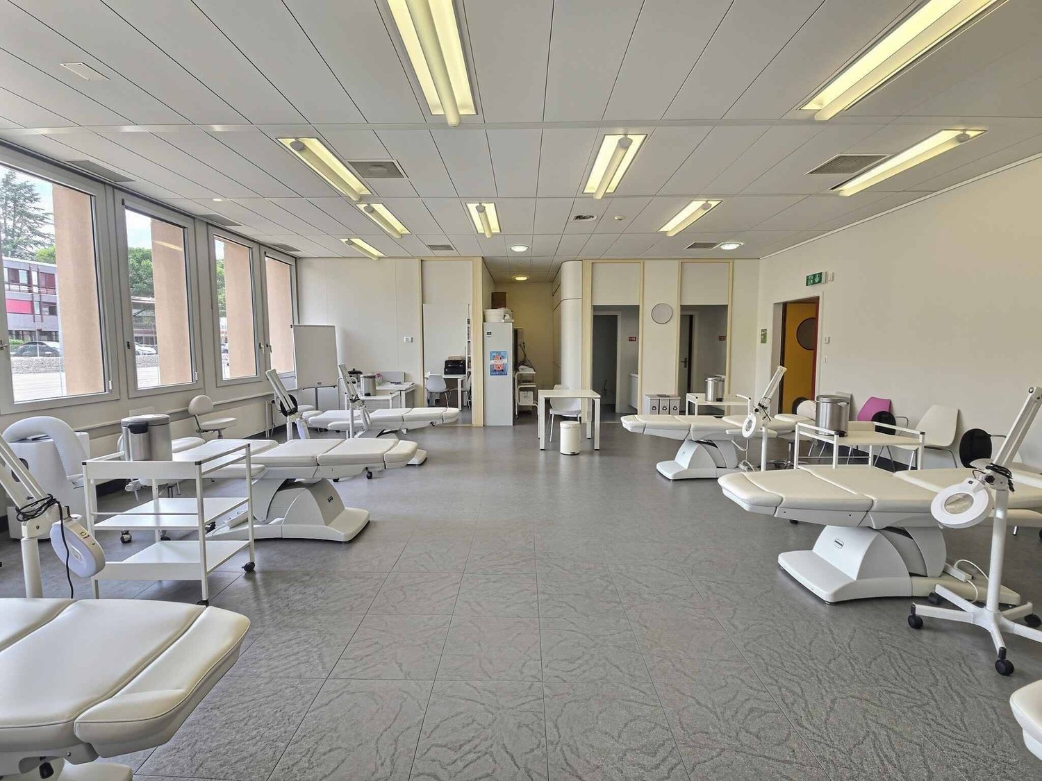 115m² office