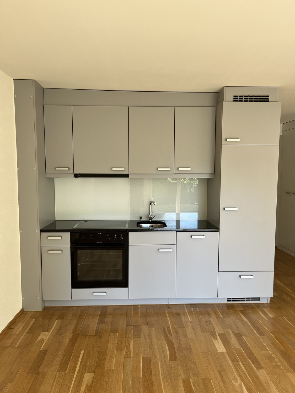 3 rooms apartment, photo 1 of 6