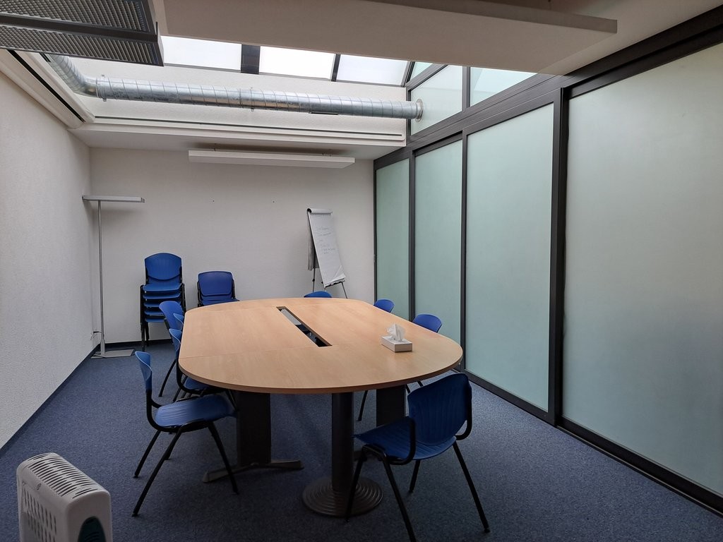 515m² office, photo 10 of 10