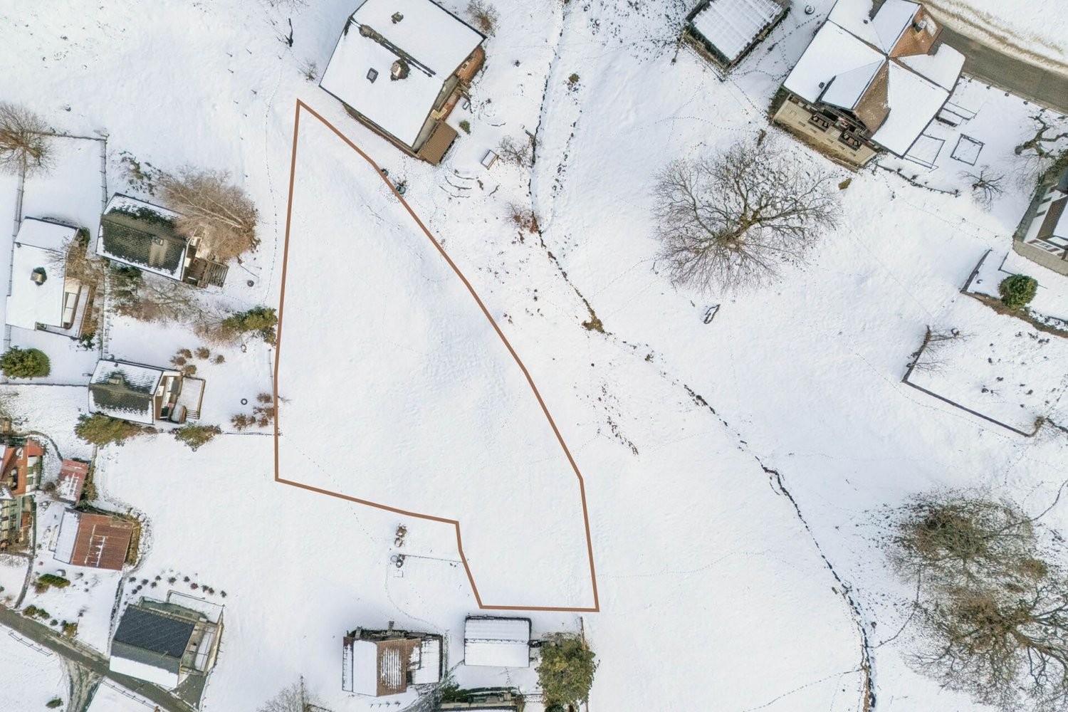 2062m² building land, photo 2 of 10