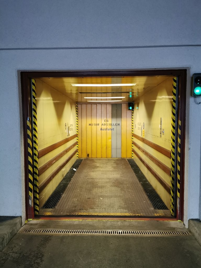 Underground slot, photo 3 of 3
