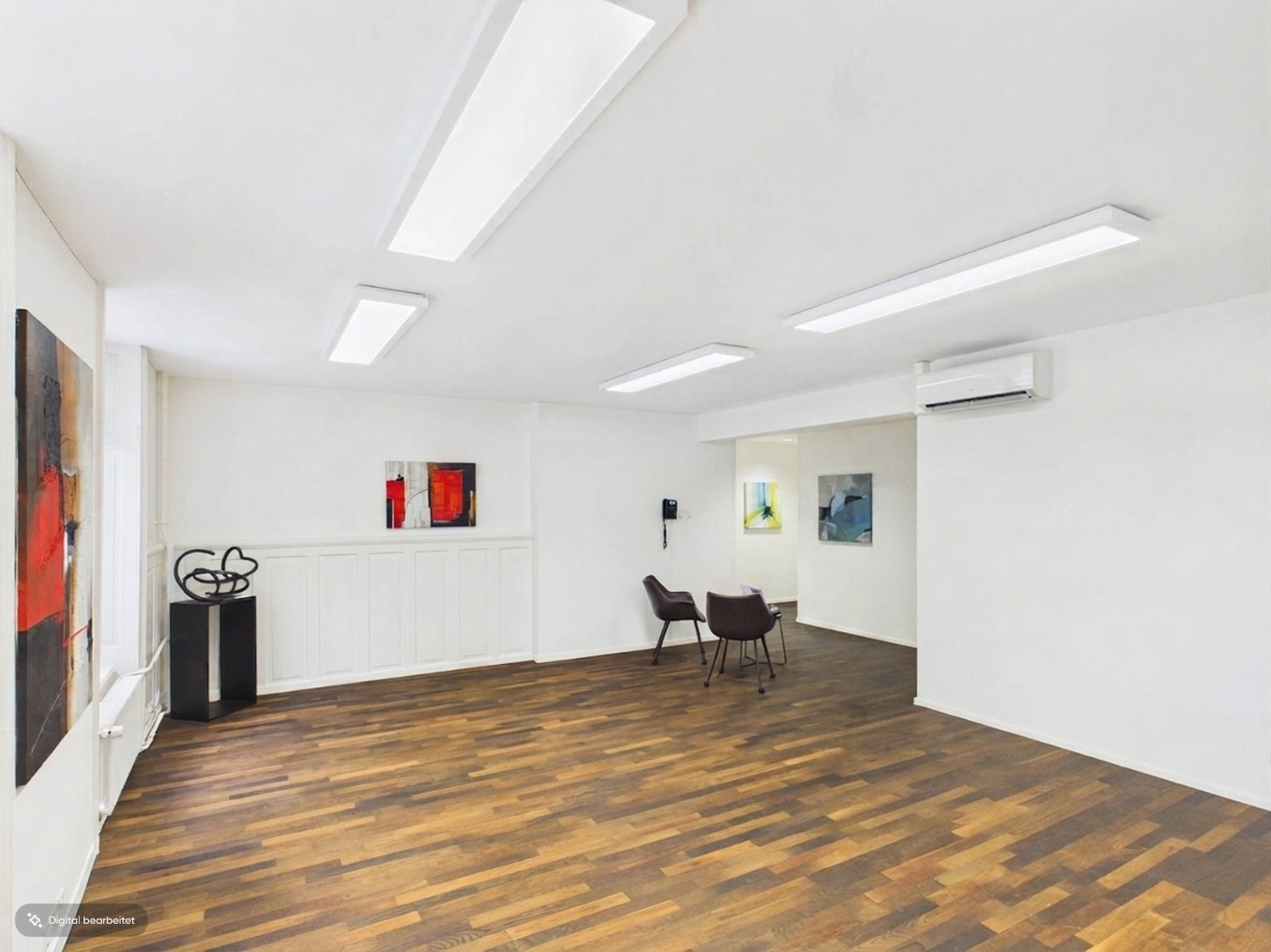130m² office, photo 1 of 10