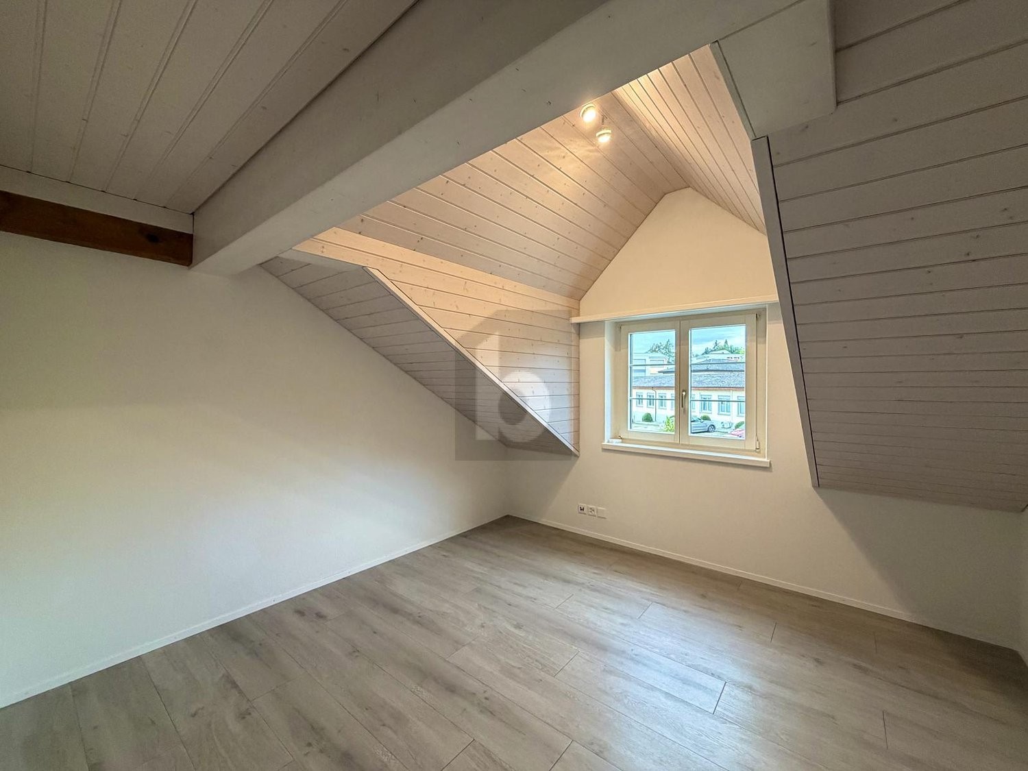 3 ½ rooms roof flat