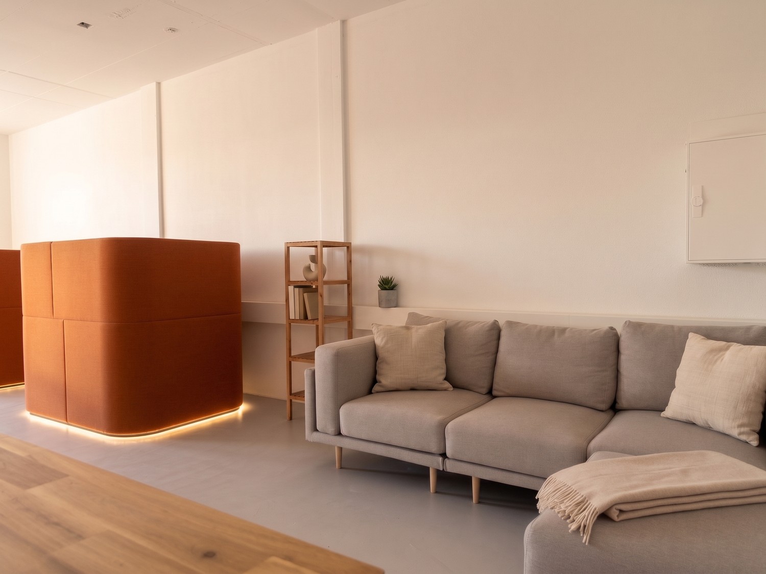 95m² office, photo 1 of 9