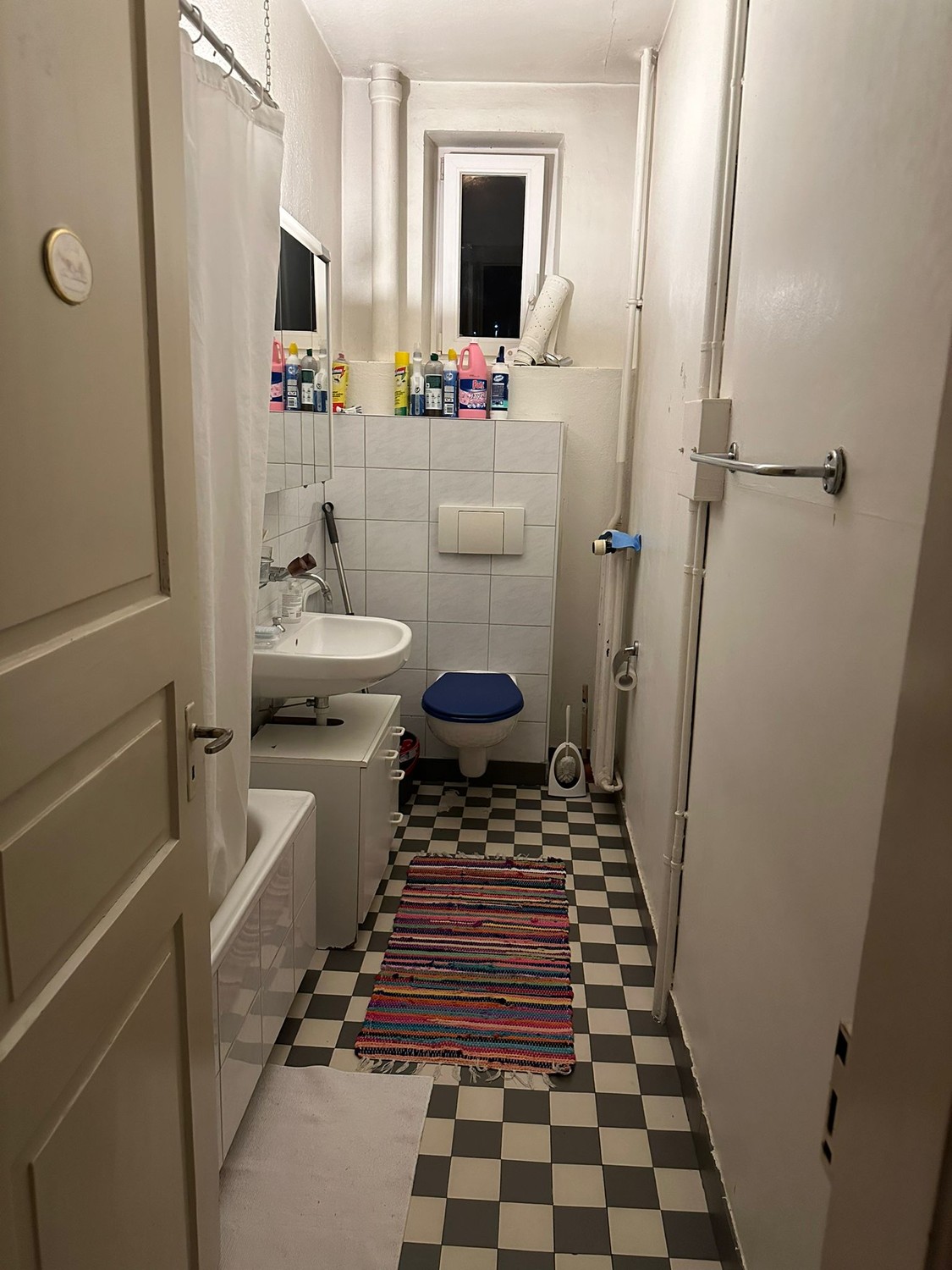 Zimmer in einer Wohngemeinschaft, Foto 2 von 5