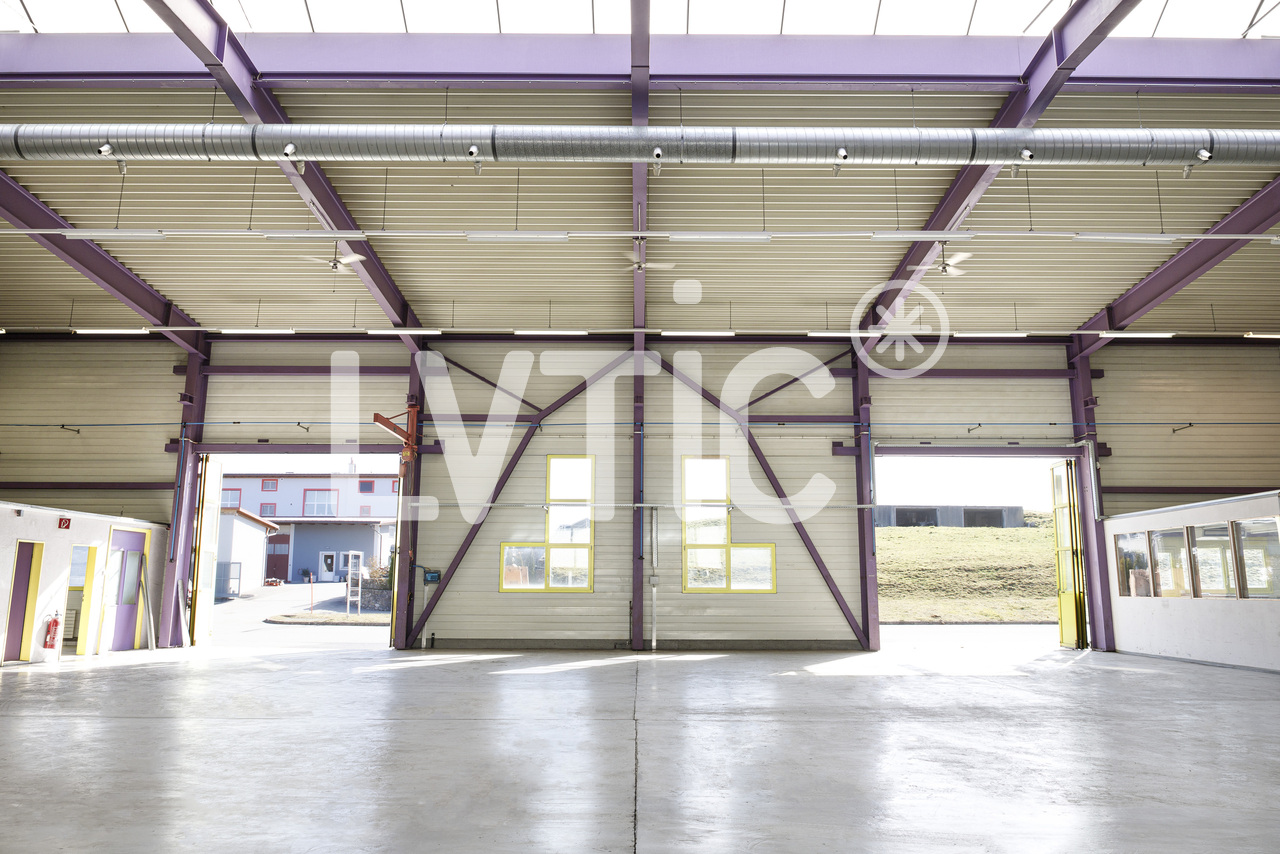 636m² industrial object