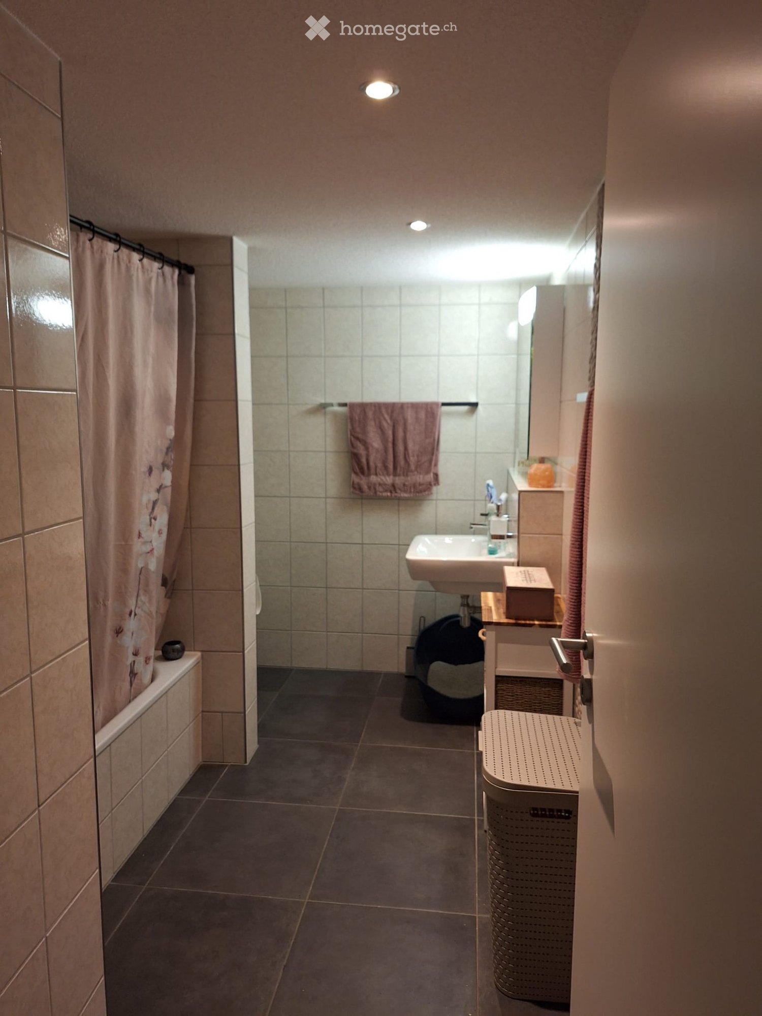 4 rooms apartment, photo 2 of 5