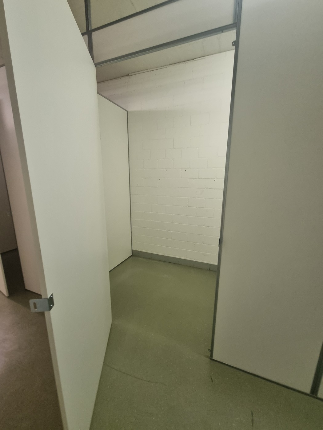 Cellar compartment