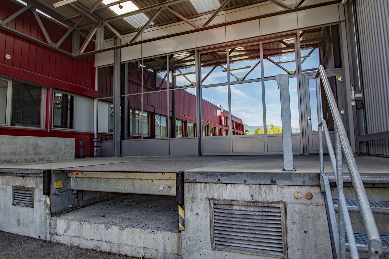 635m² commerciale