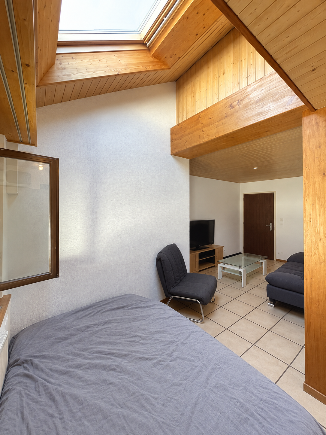 1 room apartment, photo 1 of 5