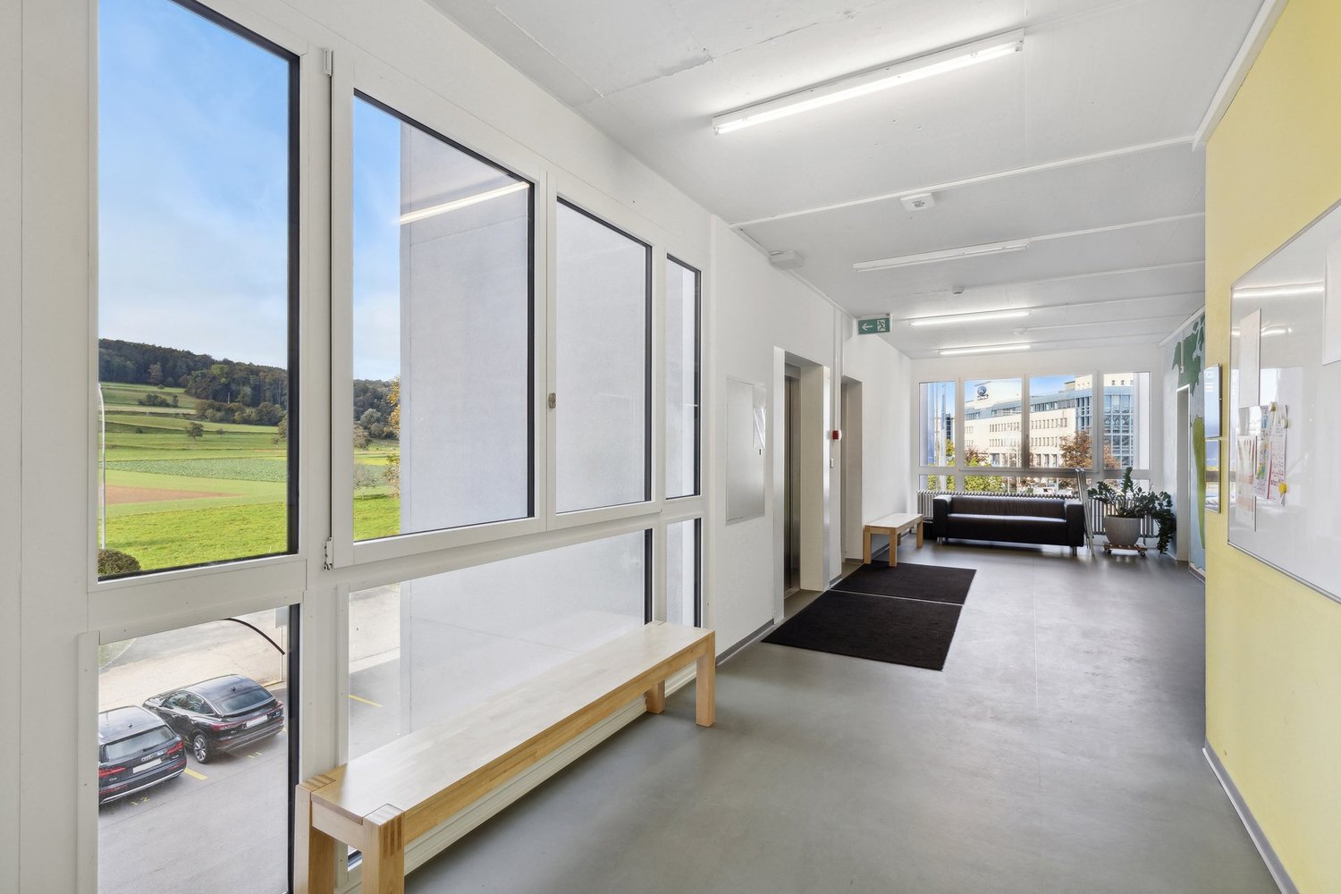 641m² office, photo 6 of 8