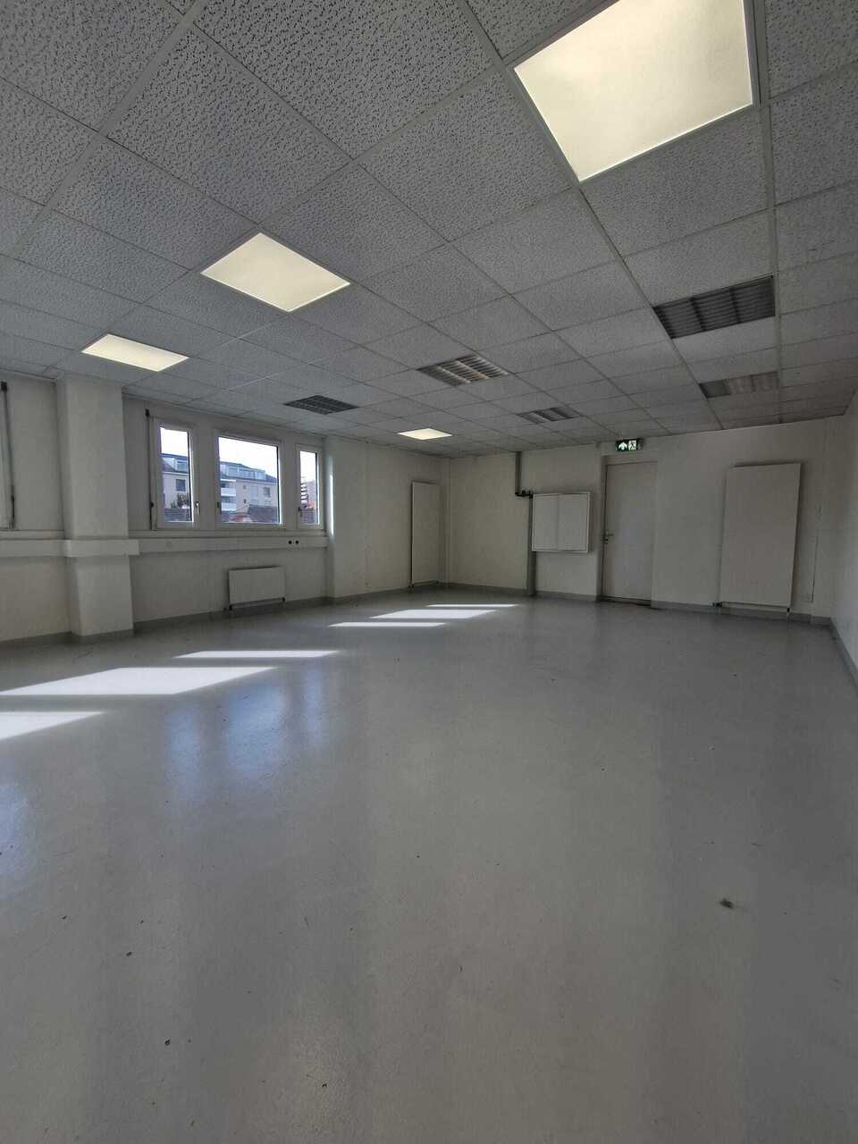 194m² office, photo 3 of 5