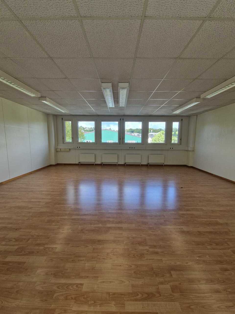 194m² office, photo 4 of 5