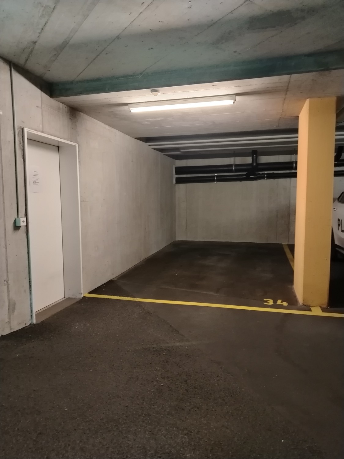 Underground slot, photo 2 of 4