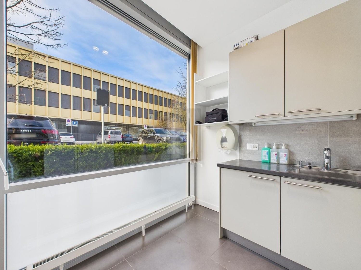 156m² office, photo 4 sur 4