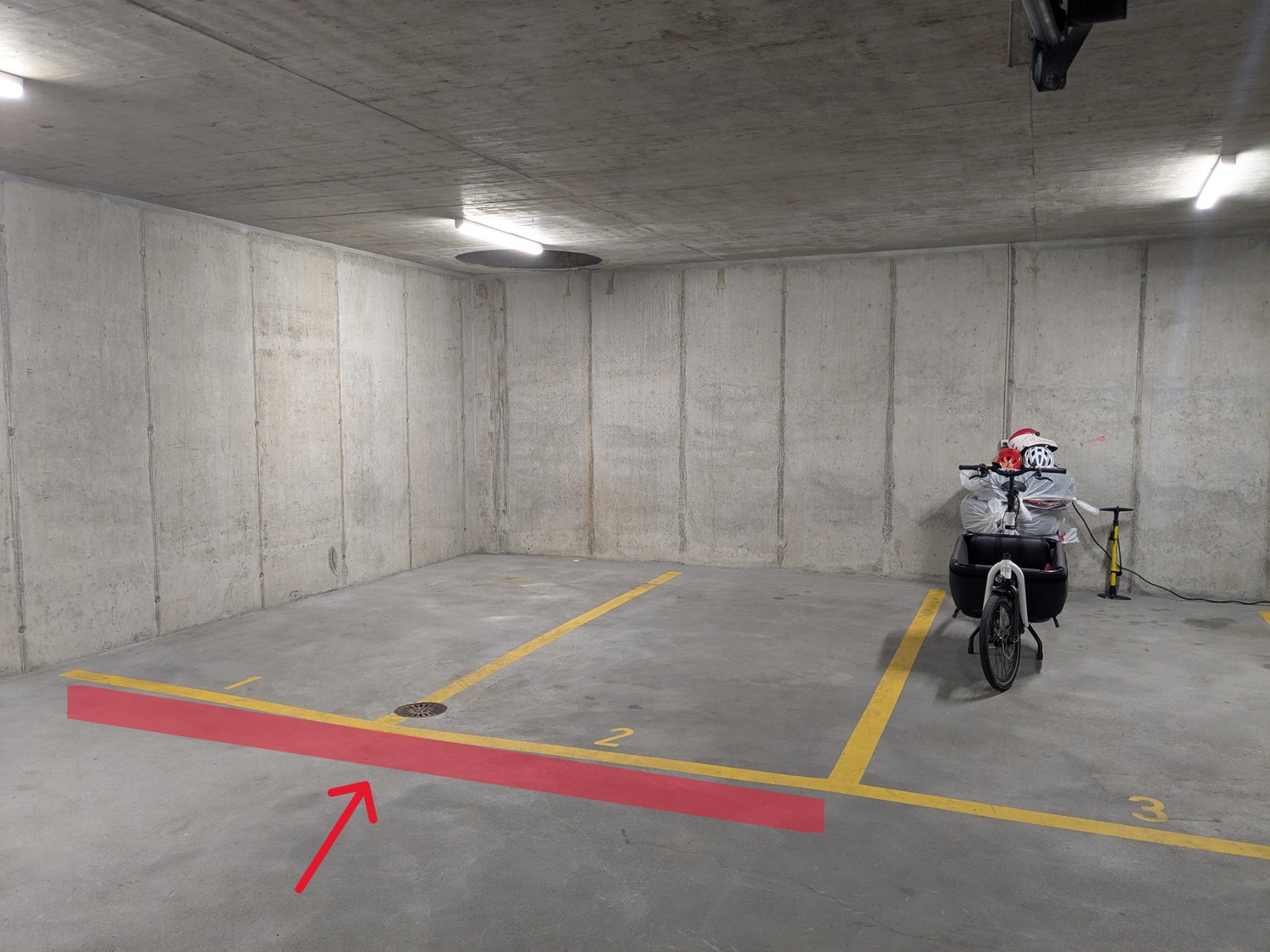 Underground slot, photo 1 of 2