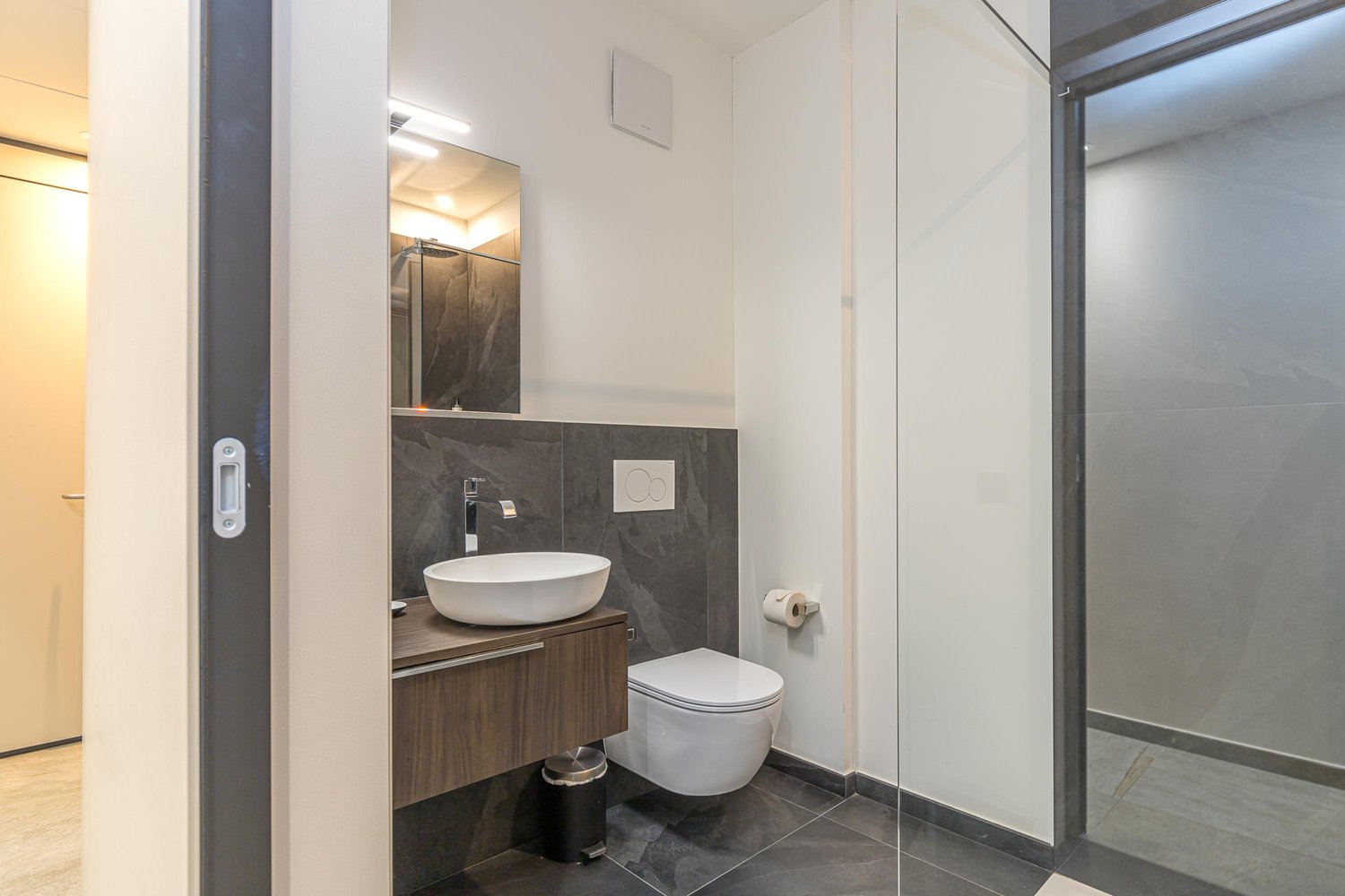 2 room furnished flat