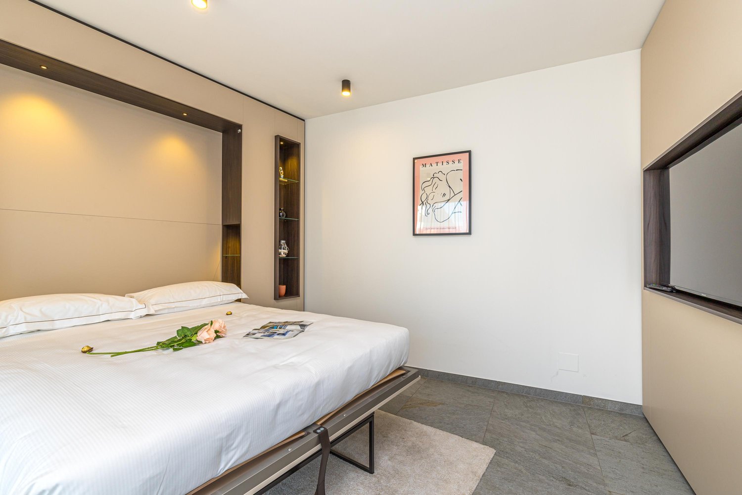 2 room furnished flat