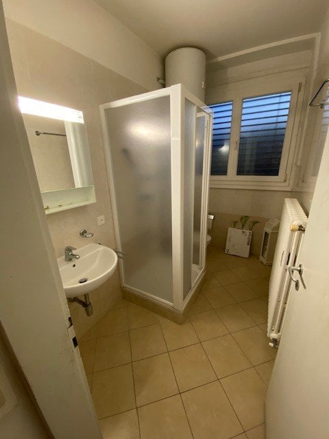 1 pièce chambre simple