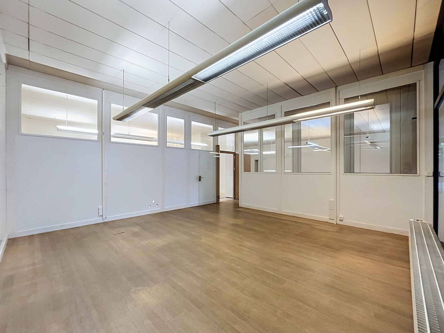 247m² office, photo 4 of 8