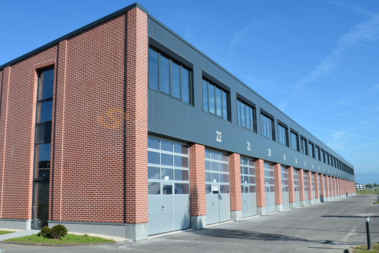 115m² commercial, photo 2 of 4