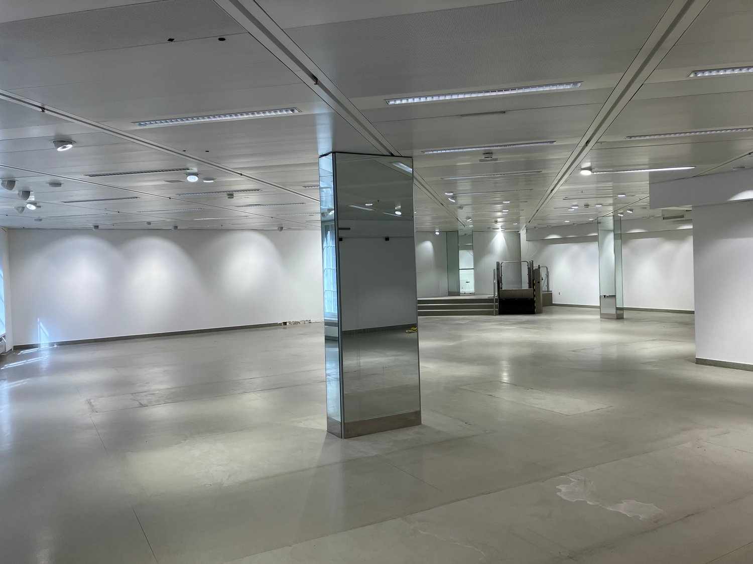 420m² commercial, photo 5 of 7