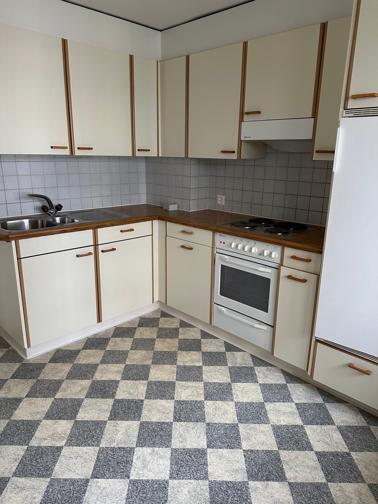 4 rooms apartment, photo 2 of 5