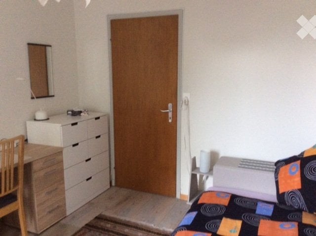 1 room single room, photo 3 of 5