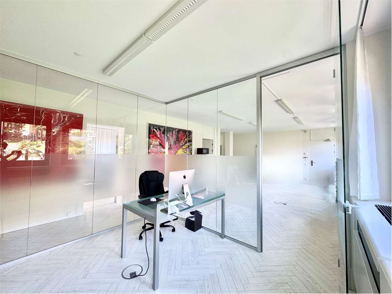 Office, photo 5 of 10