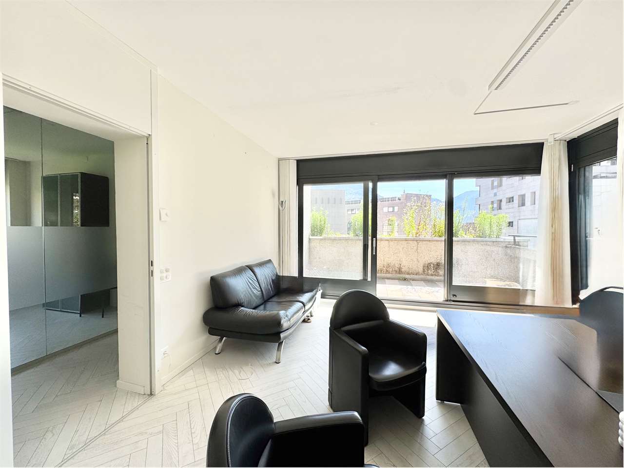 Office, photo 7 of 10