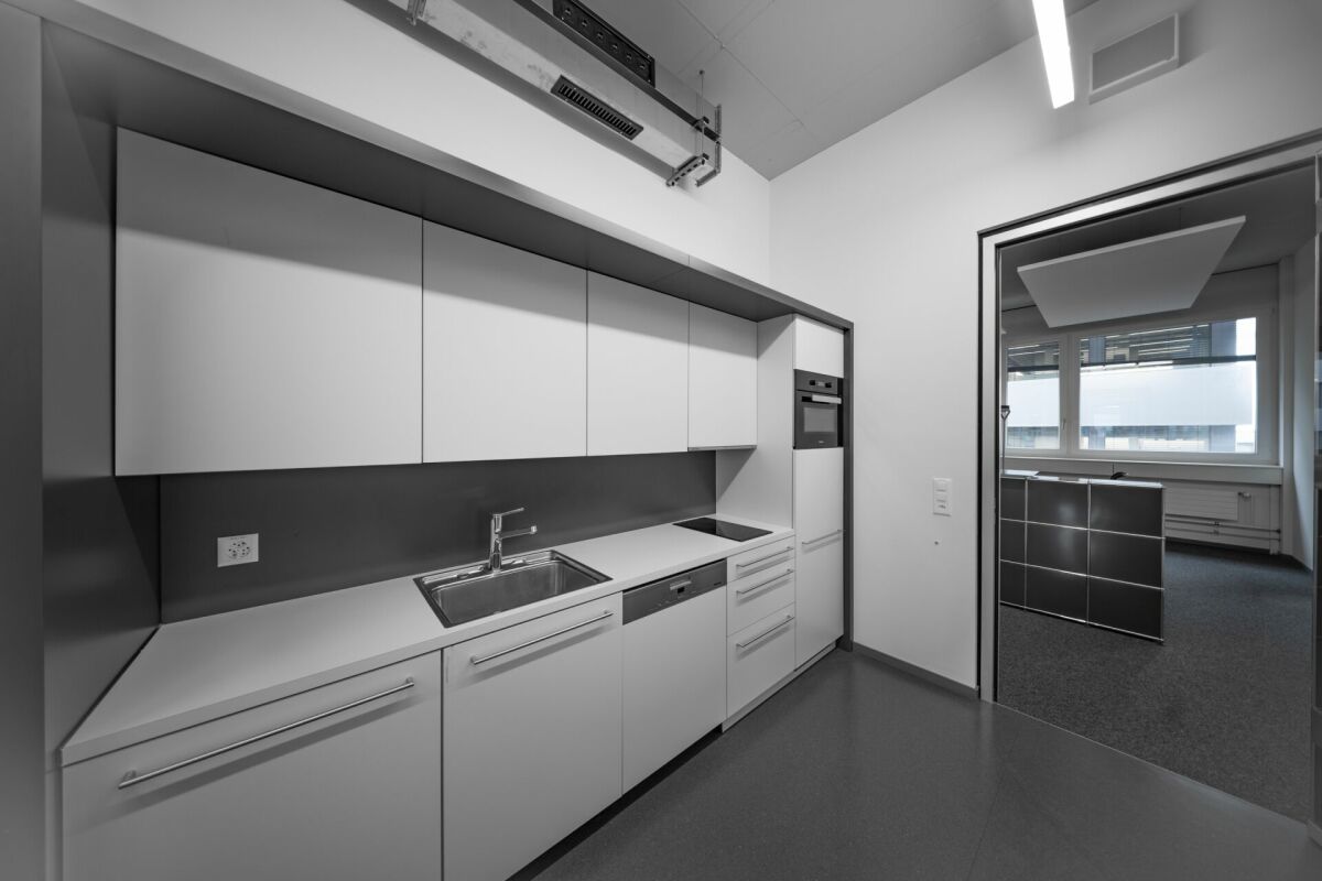 522m² office, photo 9 of 10