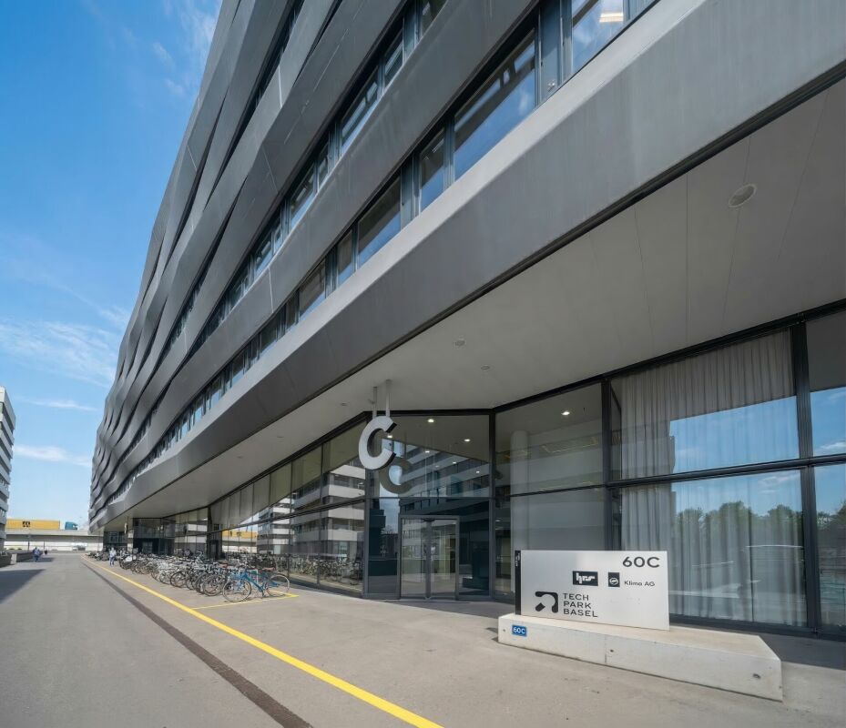 522m² office, photo 1 of 10