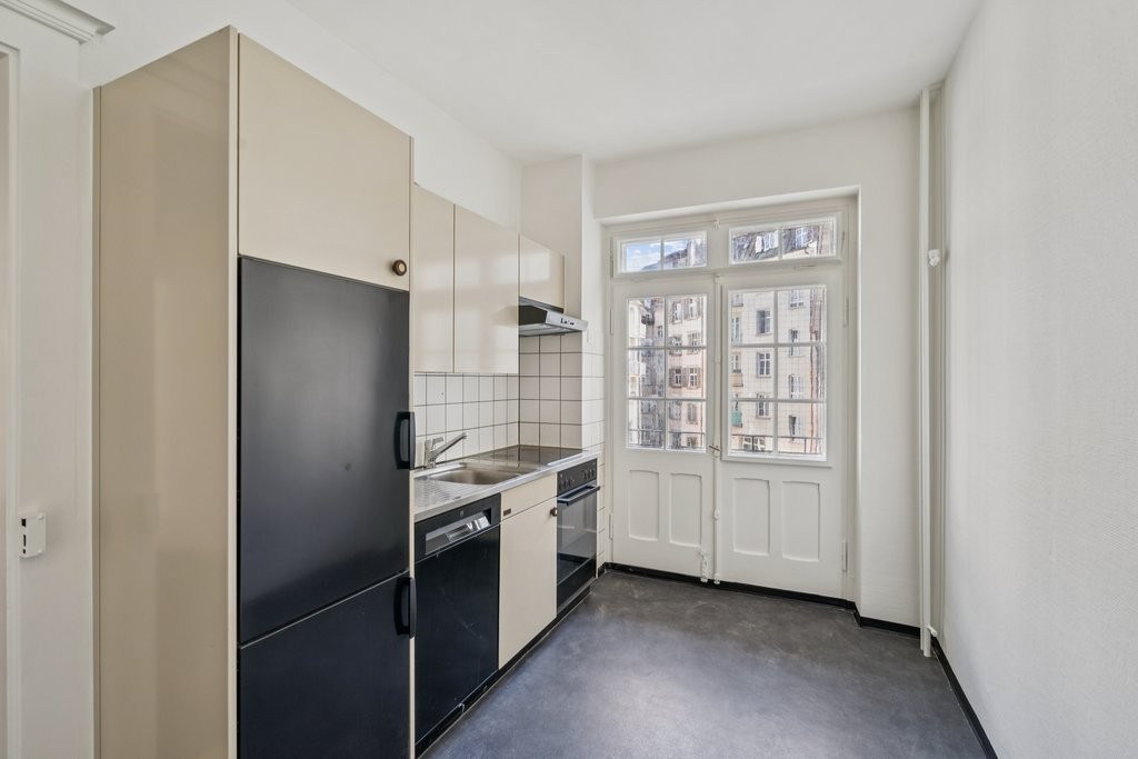 4 rooms apartment, photo 3 of 10