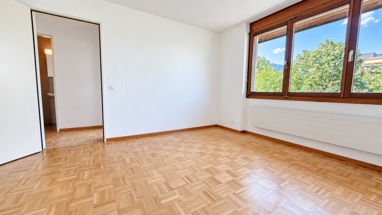 5 rooms apartment