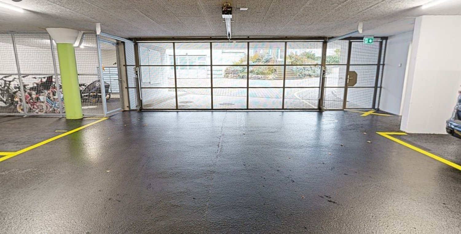 Open slot, photo 4 of 4