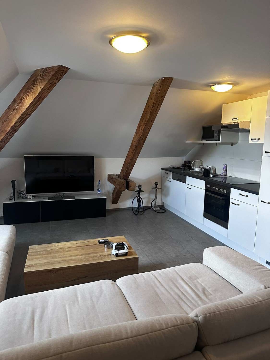 2 ½ rooms attic flat, Foto 1 von 6