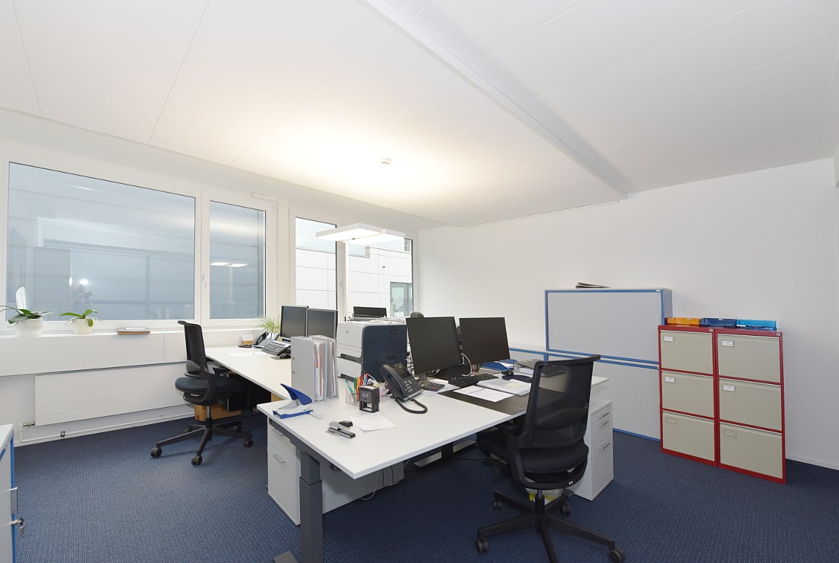 200m² office, photo 1 of 8