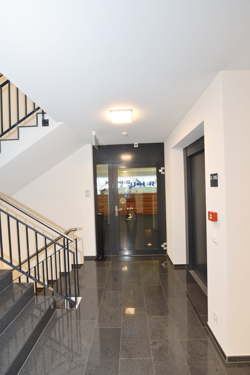 200m² office, photo 5 of 8